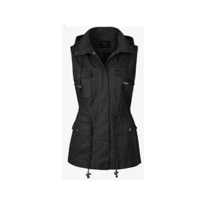 Black Vest/Utility vest size:M 
Lightweight with pockets
Mix and Match easily